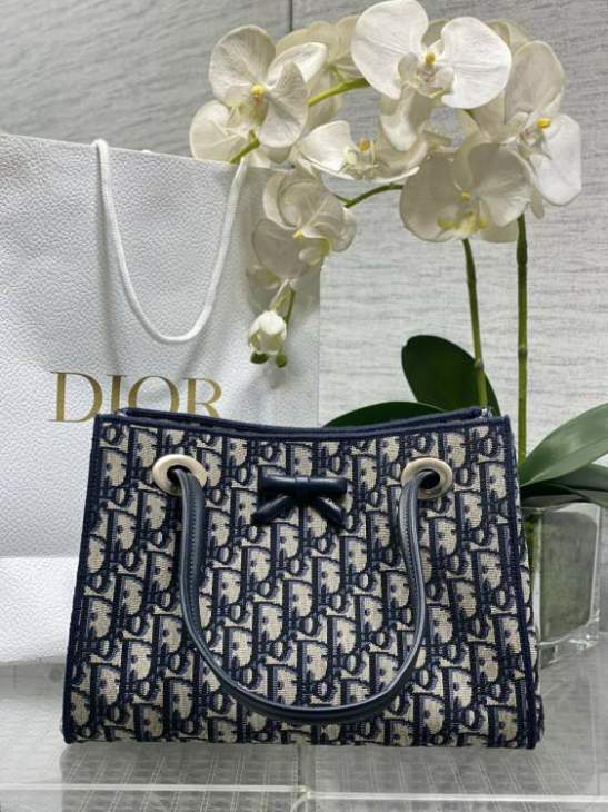 Picture of Dior Handbags _SKUfw239326804fw
